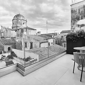 https://palazzo-salomone.sicilyhotelsitaly.net
